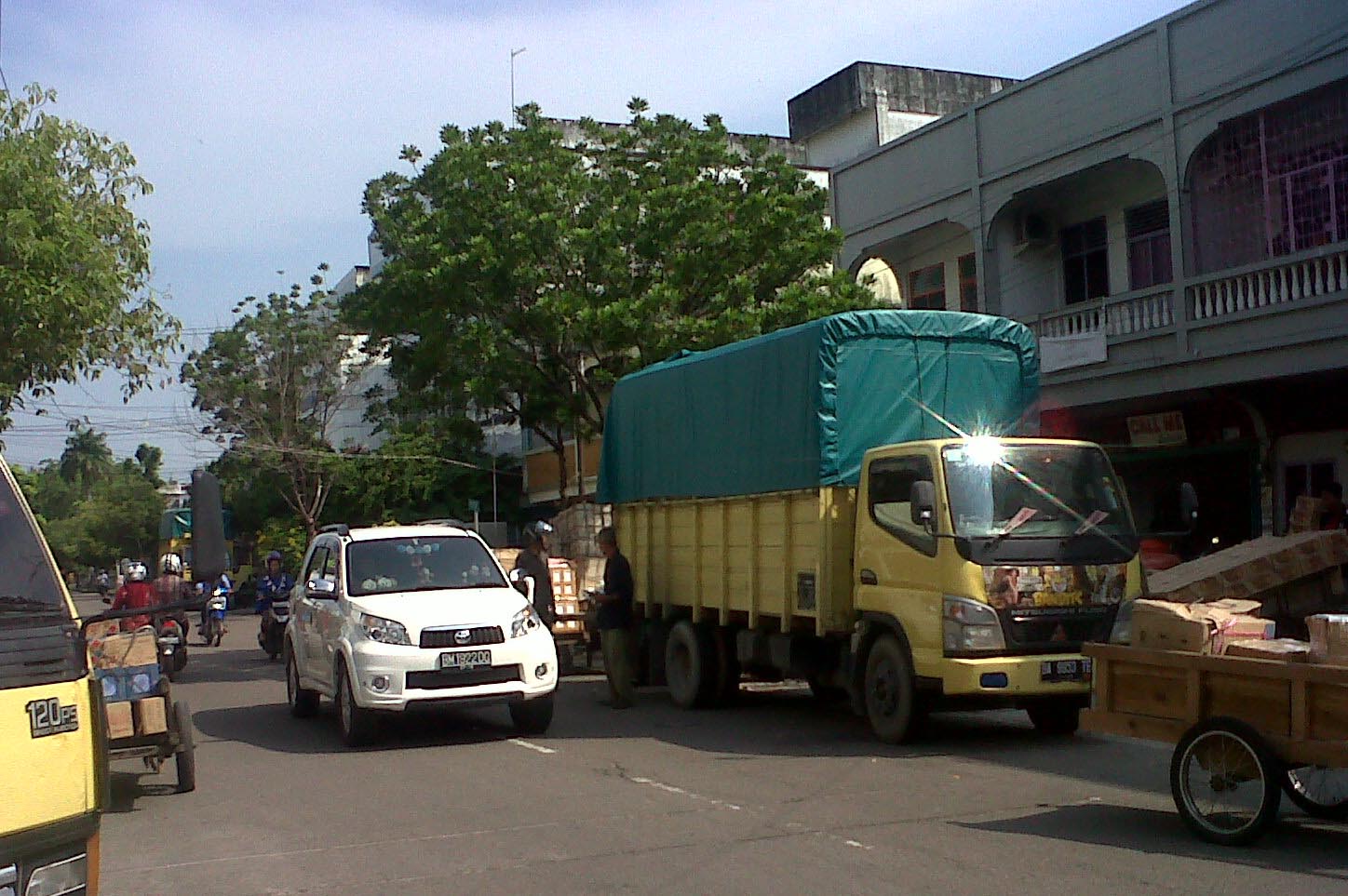 Tertibkan Bongkar Muat Barang Dalam kota, Dishub Kominfo Bengkalis Belum Punya Solusi